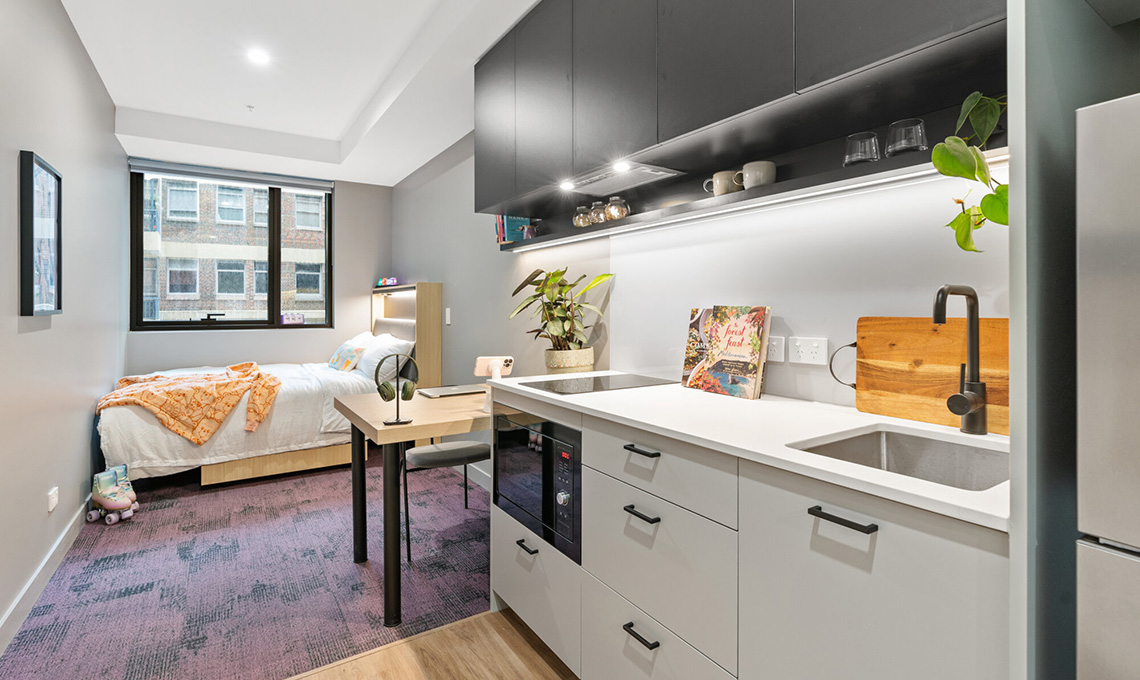 Double Studio Apartment | Melbourne A'Beckett | The Switch